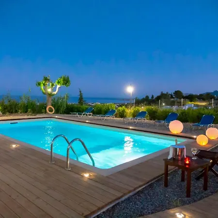 Zizi Sea View *